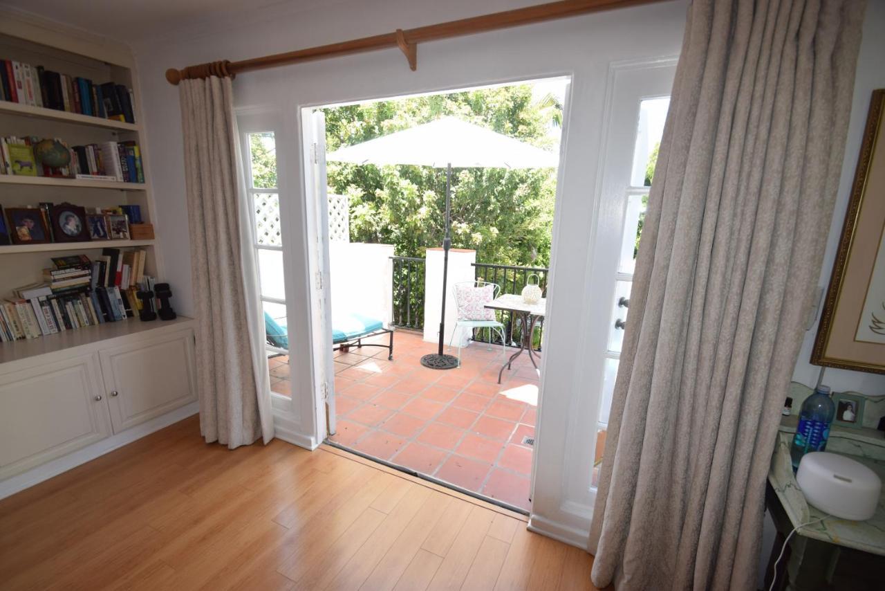 Beverly Hills Celebrity Villa Los Angeles